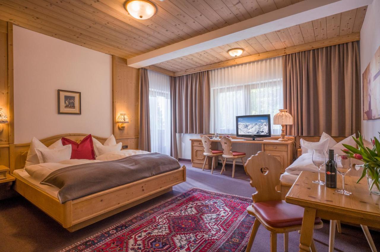Hotel Almhof Hochfugen Esterno foto