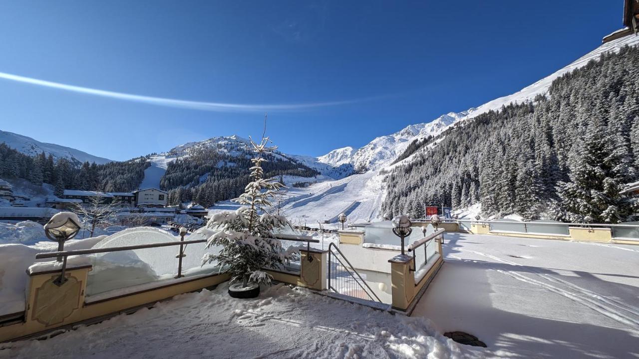 Hotel Almhof Hochfugen Esterno foto