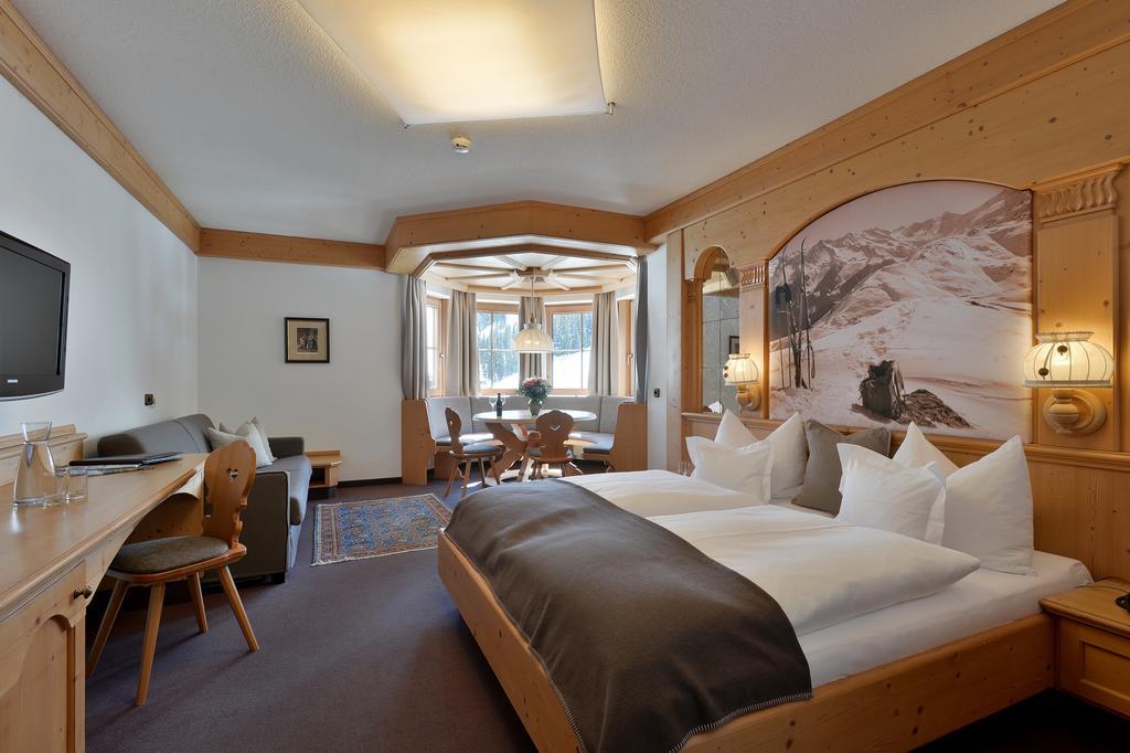 Hotel Almhof Hochfugen Esterno foto